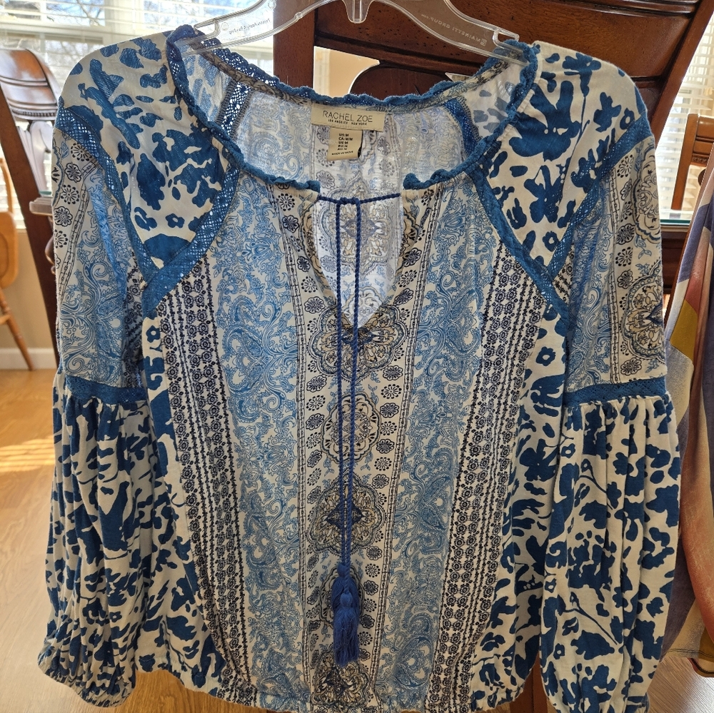 Ladies dress shirt